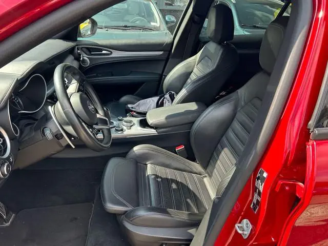 Alfa Romeo Stelvio 2.0 T 280 AWD Veloce Q4 | Schuifdak | Lederen Veloce interieur | Harman/Kardon |...