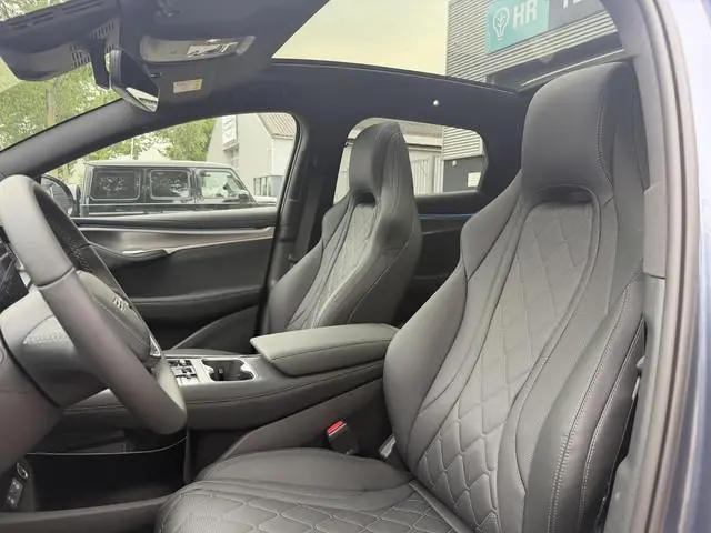 BYD SEALION