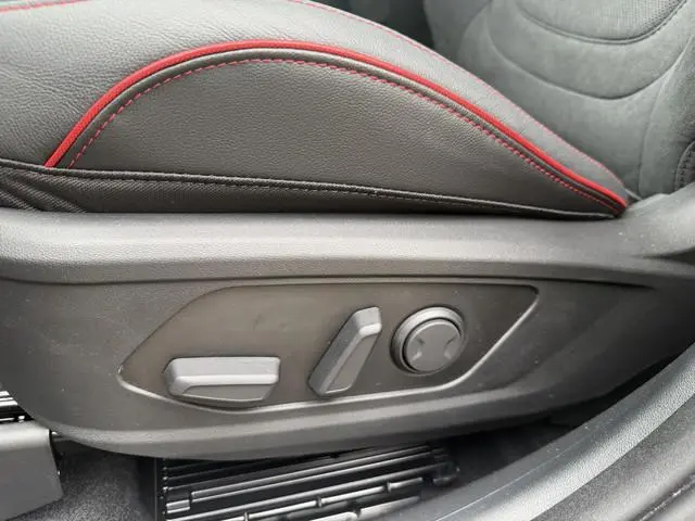 BYD SEALION
