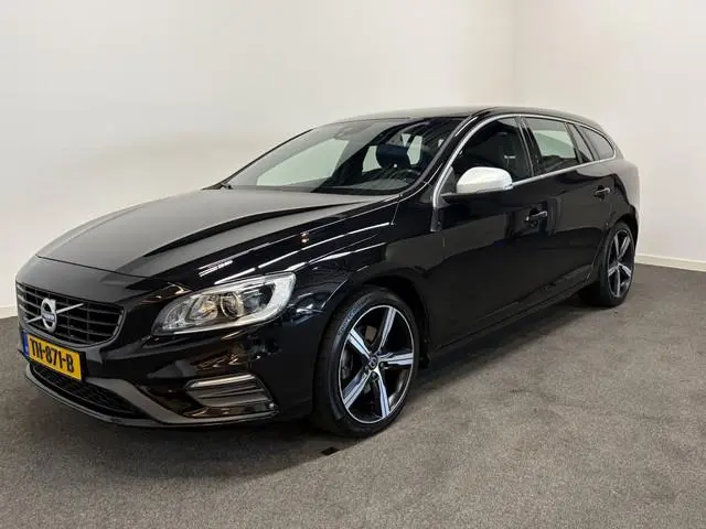 Volvo V60 2.0 T4 190pk AUT6 BNS Sport Trekhaak 1600kg/ Navi/ Stoelverw