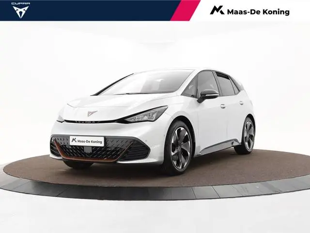 CUPRA Born Business 230pk 82 kWh · SOH 95% · Camera · Apple/Android Car Play · Navigatie · Dodehoek...