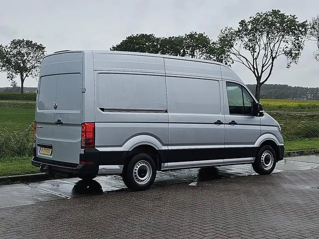 VOLKSWAGEN CRAFTER 2.0 l3h3 airco trekhaak