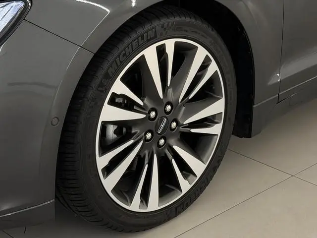 Lincoln MKZ