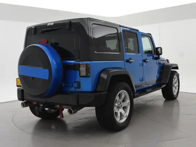 Jeep Wrangler Unlimited 3.6 AUT. SOFTTOP + HARDTOP | LEDER | APPLE CARPLAY | CAMERA | LED | 20 INCH A/T
