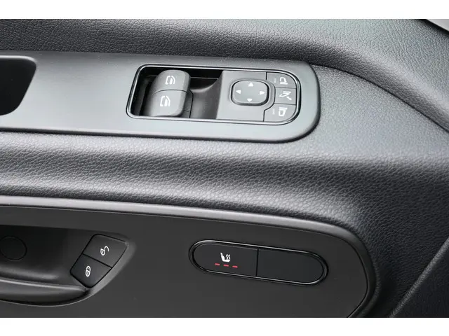 Mercedes-Benz eSprinter