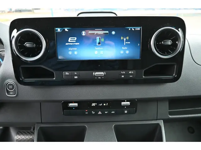 Mercedes-Benz eSprinter