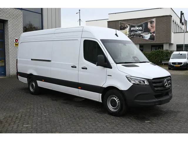 Mercedes-Benz eSprinter