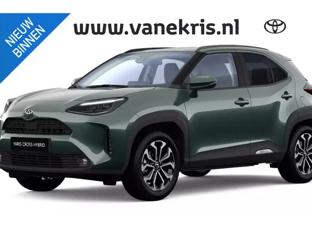 Toyota Yaris Cross 1.5 Hybrid 115 Dynamic | Comfort Pack, Nieuw en direct leverbaar met €2.000,- inr...