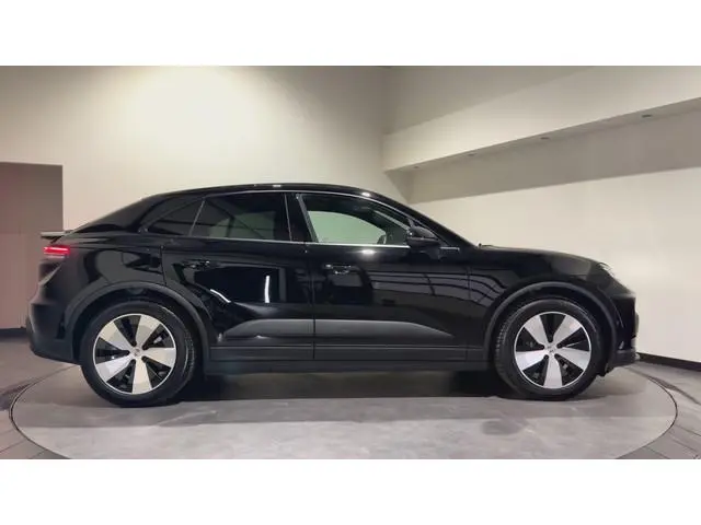 Porsche Macan 4 100 kWh | SOH 99,2% | Panoramadak | Bose audio | Luxe Leder