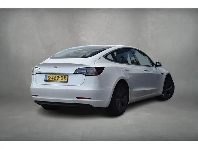 Tesla Model 3 Standard RWD Plus 60 kWh | SOH: 84,3% | Pano | Leer