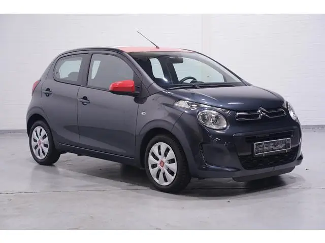 Citroen C1 1.2 PureTech Shine airco bleutooth stuurbediening stoelverwarming 4-seizoen-banden cruise...