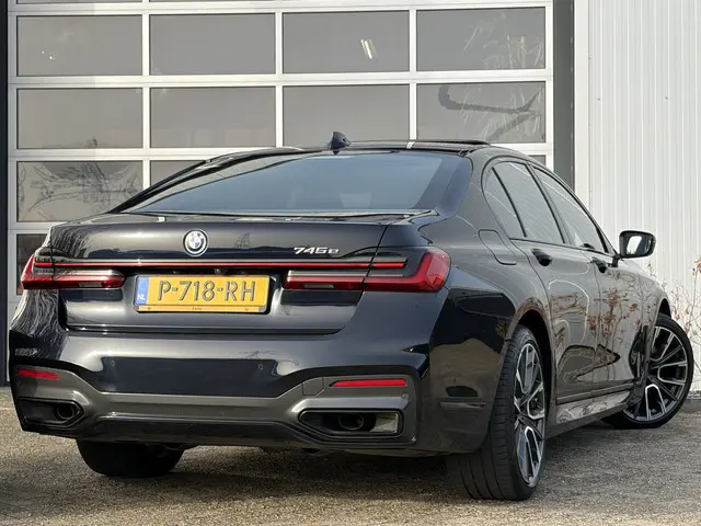 BMW 7-serie 745e High Executive M Sportpakket 396pk | Achterasbesturing | CoPilot Pack | Elektrisch...