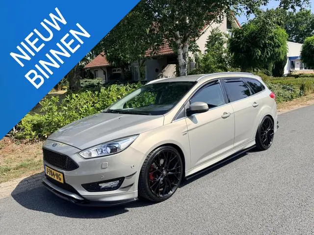 Ford Focus Wagon 1.5 Ecoboost 150PK ST-Line•Maxton•Xenon