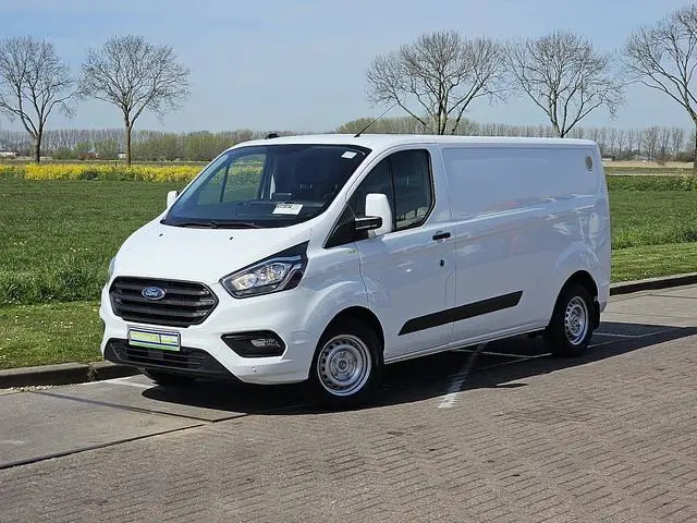 FORD TRANSIT CUSTOM 2.0 l2h1 navi trekhaak!