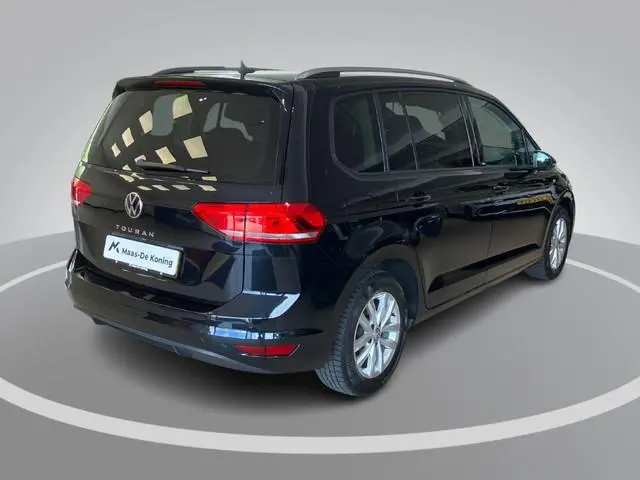 Volkswagen Touran 1.5TSI/150PK Comfortline 7p · Navigatie · Apple/Android · Camera + Parkeersensoren...