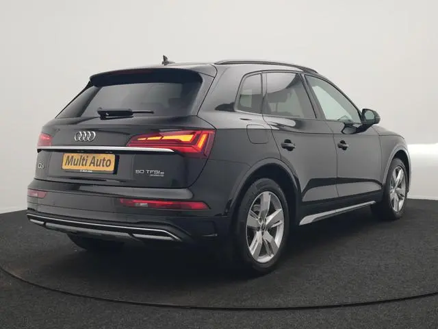 Audi Q5 50 TFSI e S Line FACELIFT PHEV 300pk Dealer O.H. | Luchtvering | Adaptive Cruise | Matrix Le...