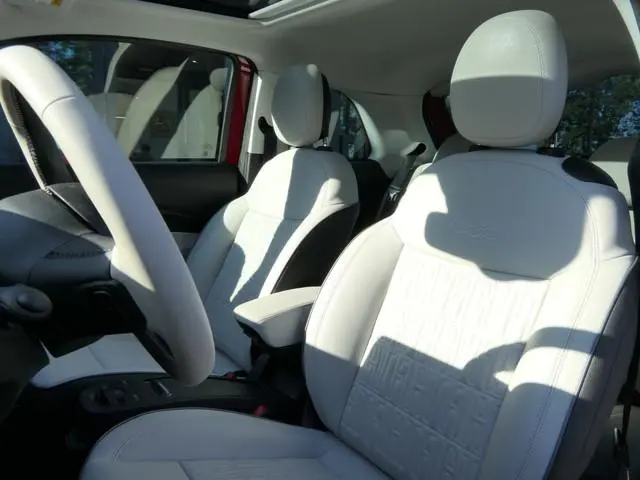 Fiat 500e La Prima 42 kWh | 100% elektrisch | Panoramadak | Leder