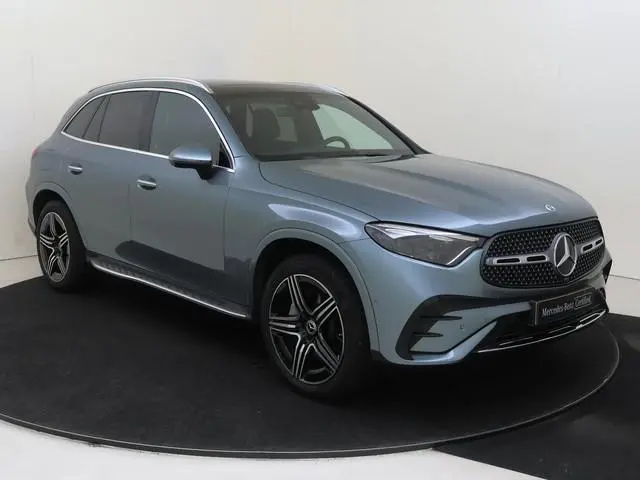 Mercedes-Benz GLC-klasse 400e 4MATIC AMG Line / Premium Plus/ Panoramadak/ AIRMATIC/ Achterasbesturi...