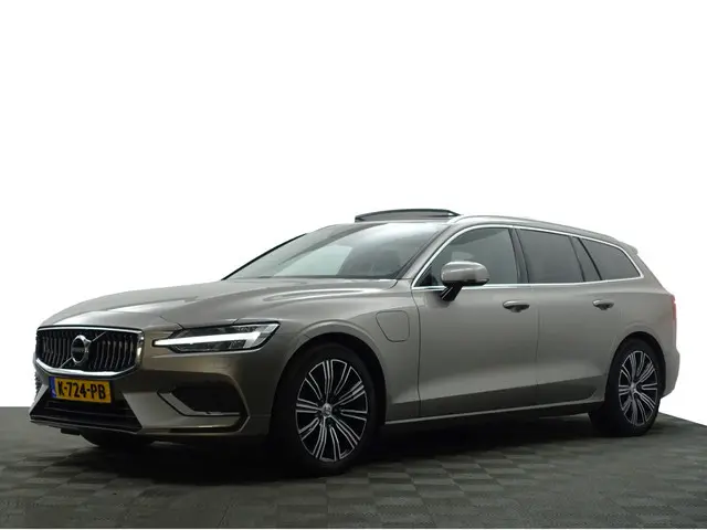 Volvo V60 2.0 T8 Recharge AWD Inscription Aut- Panoramadak, Elek Trekhaak, Harman Kardon, Stuur/Stoe...