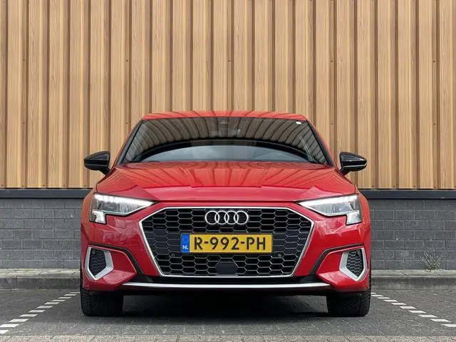 Audi A3 Sportback 30 TFSI Advanced edition | Draadloze Apple Carplay | DAB | Virtuele Cockpit | Zwar...