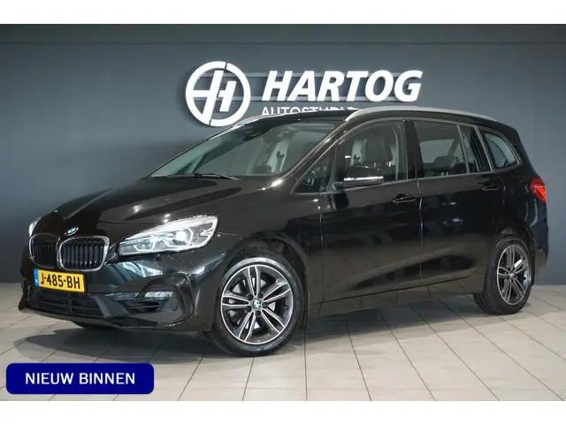 BMW 2-serie Gran Tourer 218i 7p. Executive Edition + CAMERA / SPORTSTOELEN / LED / HEAD-UP