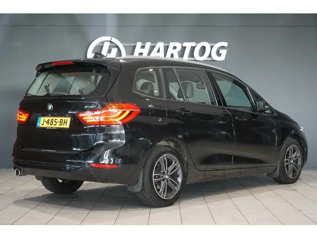 BMW 2-serie Gran Tourer 218i 7p. Executive Edition + CAMERA / SPORTSTOELEN / LED / HEAD-UP