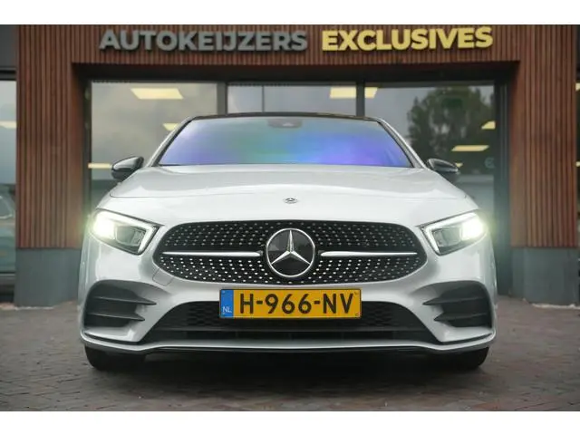 Mercedes-Benz A-klasse 200 Business Solution AMG Panoramadak AMG Pakket WideScreen