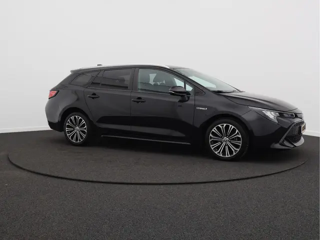 Toyota Corolla Touring Sports