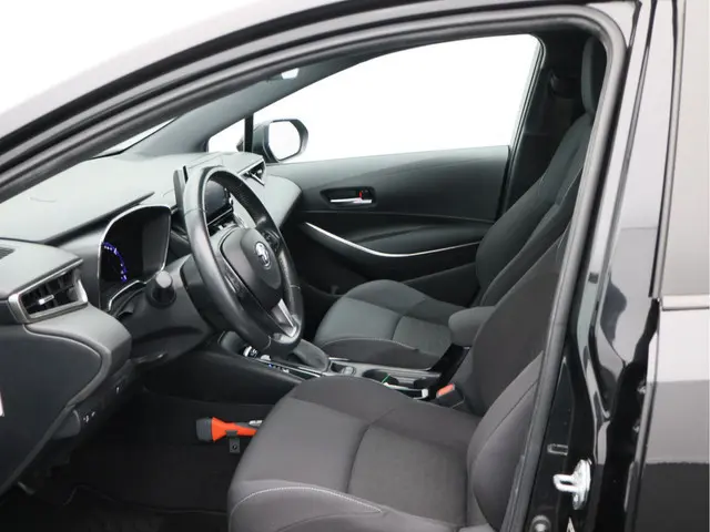 Toyota Corolla Touring Sports