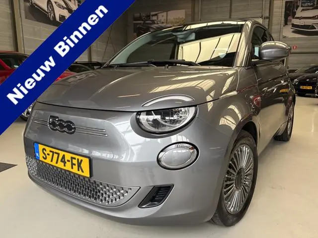 Fiat 500 C Icon 42 kWh Cruise, Cabrio, Carplay