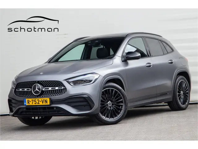 Mercedes-Benz GLA-klasse 250 e AMG Premium, Designo, Pano, Distronic, Nightpakket, Key-Less