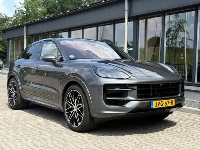 Porsche Cayenne Coupé 3.0 S E-Hybrid Meesturende achteras / HUD