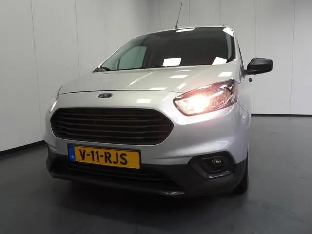 Ford Transit Courier