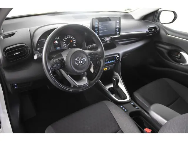 Toyota Yaris 1.5 Hybrid Active *Navigatie*DAB+*Trekhaak*Camera*