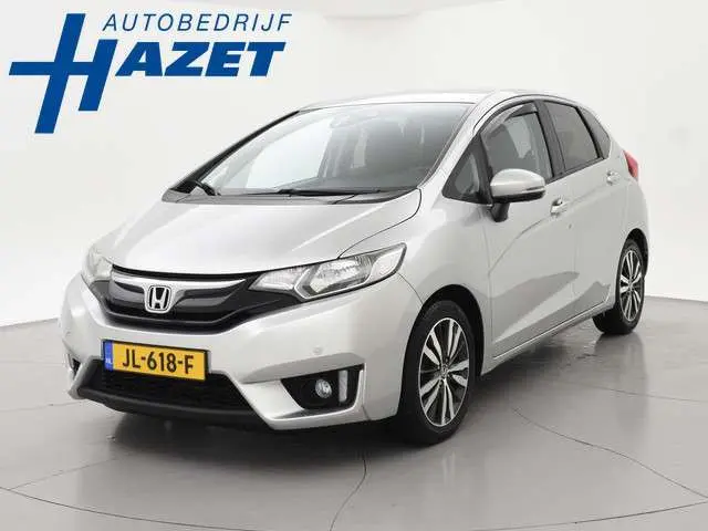 Honda Jazz 1.3 i-VTEC AUT. ELEGANCE + AFN. TREKHAAK | CAMERA | NAVIGATIE | PARKEERSENSOREN | CLIMATE | CRUISE CONTROL