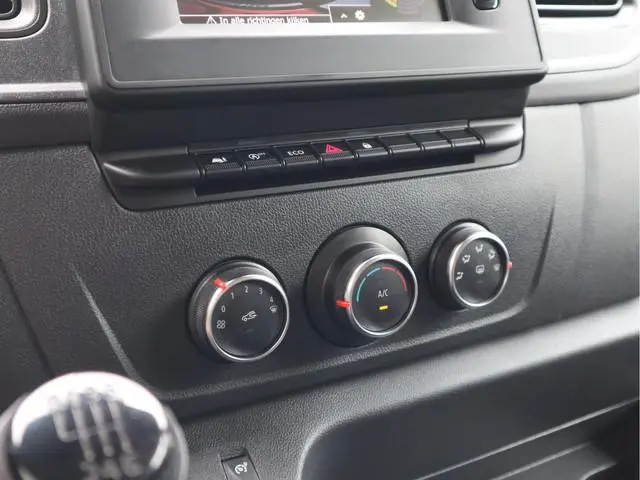 Nissan Interstar