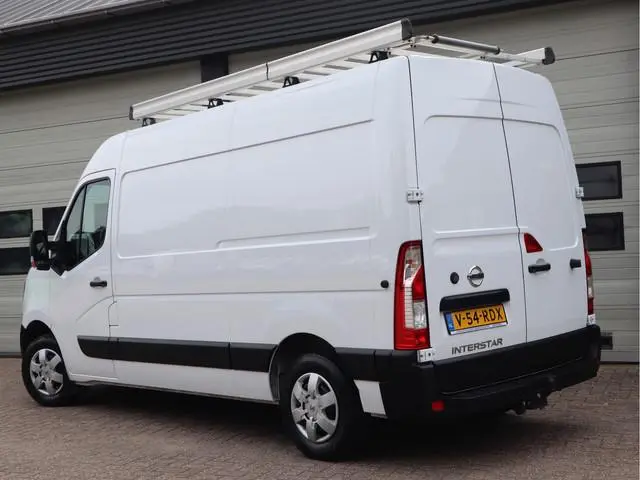 Nissan Interstar