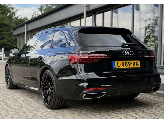 Audi A4 Avant 35 TFSI S-Line edition Pano S-line 19" ACC BTW
