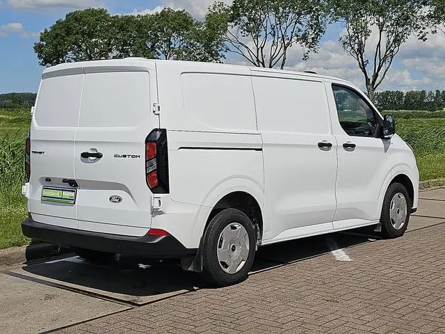 FORD TRANSIT CUSTOM 2.0 l1h1 bpm-vrij trend!