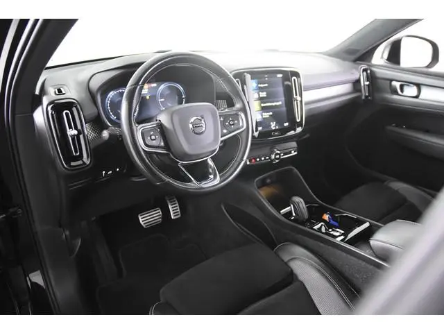 Volvo XC40 1.5 T5 Recharge R-Design *1ste Eigenaar*Panoramadak*Trekhaak*