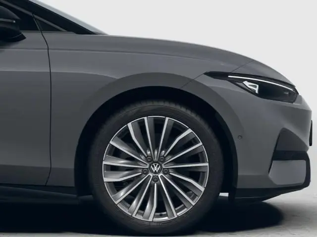Volkswagen ID.7 Limited Edition Plus 77 kWh accu 286 PK · Trekhaak inklapbaar, met elektrische ontgr...