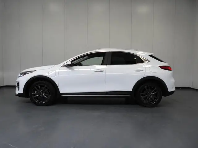 Kia XCeed 1.6 GDi PHEV Plug-In DynamicLine NAVI/CAMERA/LED/17"LMV!