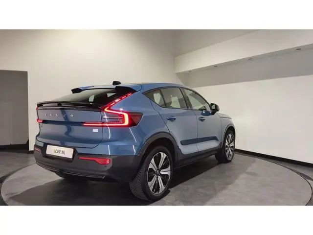 Volvo C40 Recharge Plus 69 kWh | Adaptief Cruise Control | Keyless | Voorstoelen verwarmd