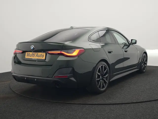 BMW 4-serie Coupé 430i M Sport 245pk Dealer O.H Sanremo Green | Panodak | Lederen Competition Stoele...