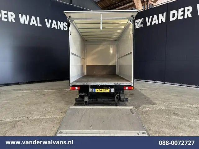 Iveco Daily 35C16H 157pk Bakwagen Laadklep Dubbel Lucht Euro6 Airco | 1010kg laadvermogen Bijrijders...
