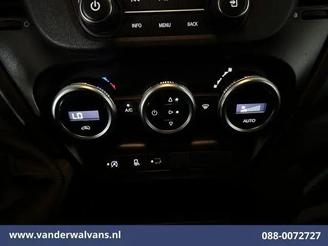 Iveco Daily 35C16H 157pk Bakwagen Laadklep Dubbel Lucht Euro6 Airco | 1010kg laadvermogen Bijrijders...