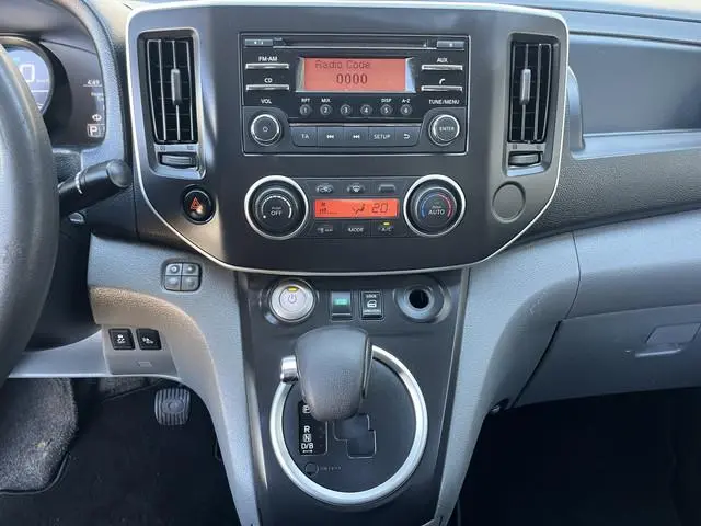 Nissan NV200