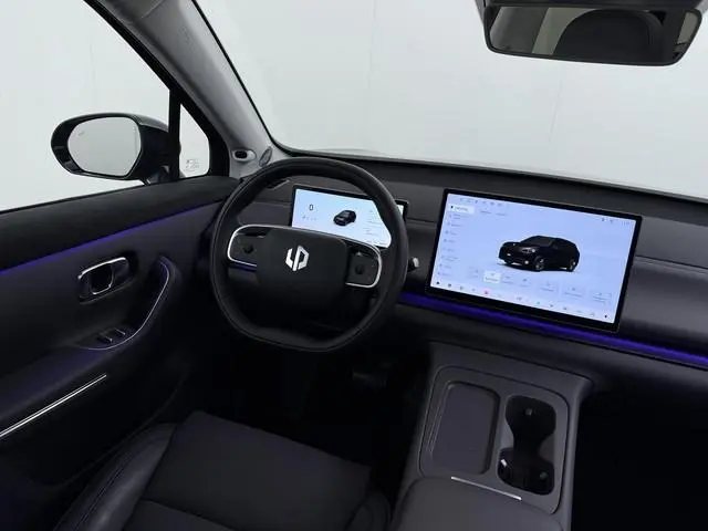 Leapmotor C10