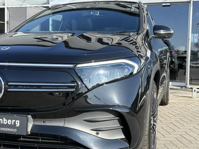 Mercedes-Benz EQA 250 AMG 67 kWh |Pano|Memory|Camera|