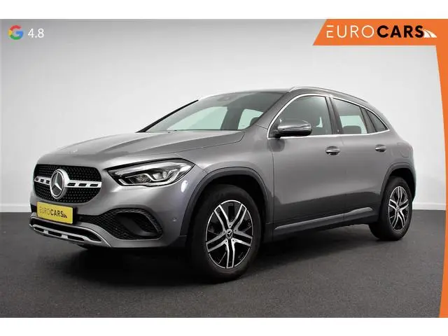 Mercedes-Benz GLA-klasse 200 Progressive Automaat  Navigatie Climate control Cruise Control LED Elek...